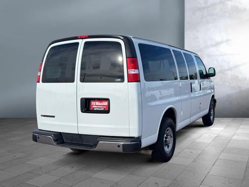 2024 Chevrolet Express 2500 RWD 2500 Regular Wheelbase LT
