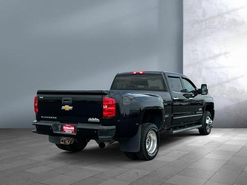 2015 Chevrolet Silverado 3500 High Country