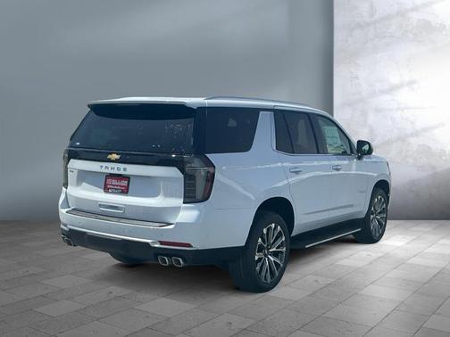 Polar White Tricoat 2026 Chevrolet Tahoe 4WD High Country