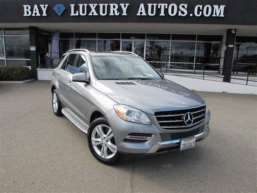 Iridium Silver Metallic 2013 Mercedes-Benz M-Class 4MATIC