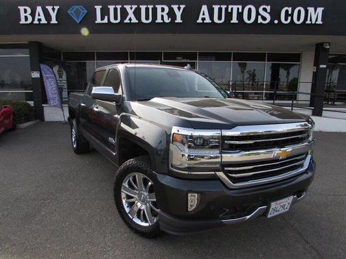 Graphite Metallic 2018 Chevrolet Silverado 1500 High Country