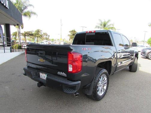 Graphite Metallic 2018 Chevrolet Silverado 1500 High Country