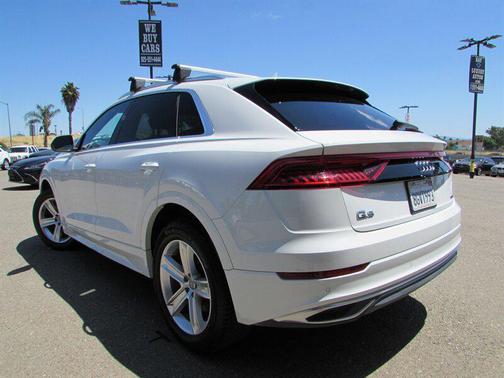 Carrara White 2019 Audi Q8 3.0T Premium