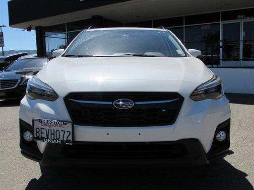 Crystal White Pearl 2018 Subaru Crosstrek 2.0i Limited