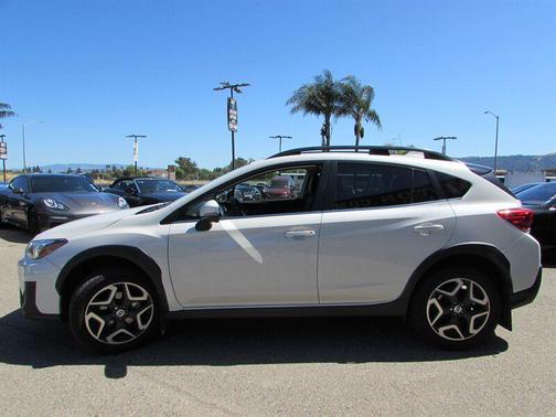 Crystal White Pearl 2018 Subaru Crosstrek 2.0i Limited