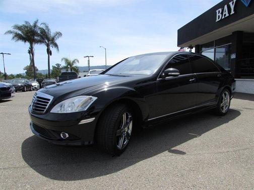 Black 2007 Mercedes-Benz S-Class S 550