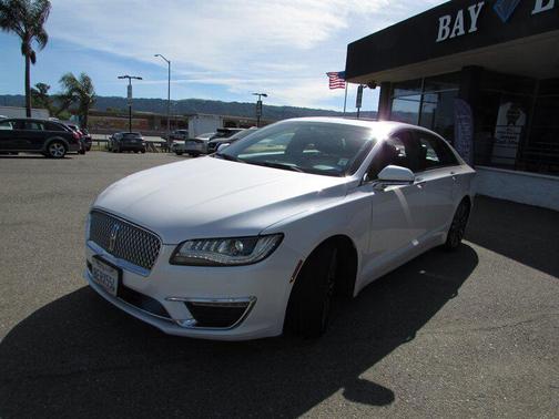 White Platinum Tri-Coat 2018 Lincoln MKZ Reserve I