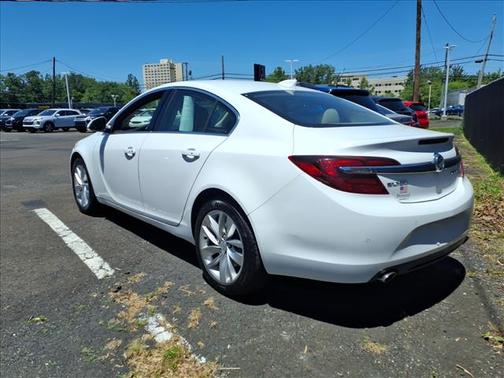 Summit White 2017 Buick Regal Turbo Premium II