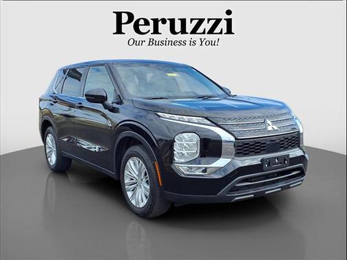 2024 Mitsubishi Outlander ES