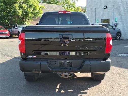 Black 2015 Toyota Tundra SR5