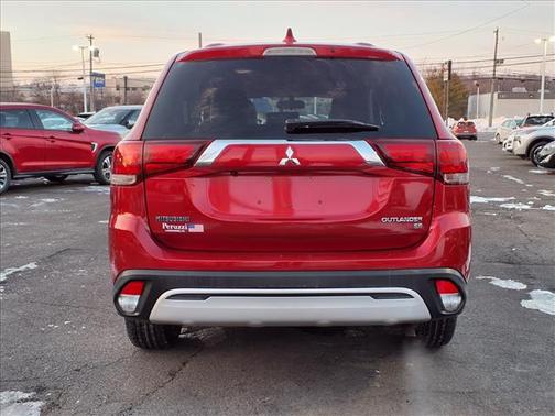 2019 Mitsubishi Outlander SE