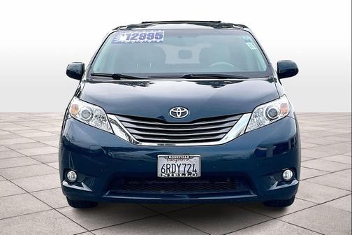 2011 Toyota Sienna XLE