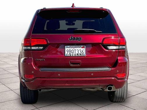 Velvet Red Pearlcoat 2022 Jeep Grand Cherokee Laredo