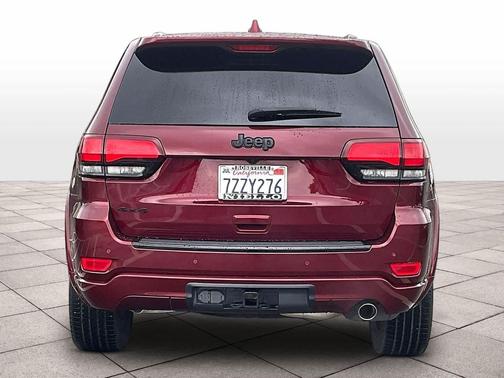 2017 Jeep Grand Cherokee Altitude