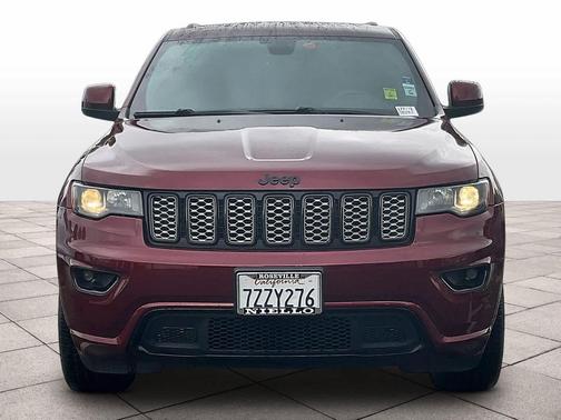 2017 Jeep Grand Cherokee Altitude