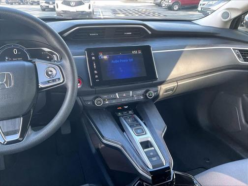 Modern Steel Metallic 2018 Honda Clarity Plug-In Hybrid Base