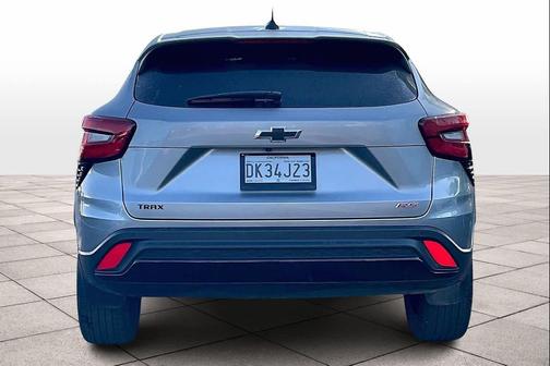 2025 Chevrolet Trax FWD 1RS