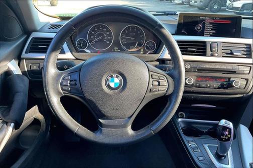 2015 BMW 320 i