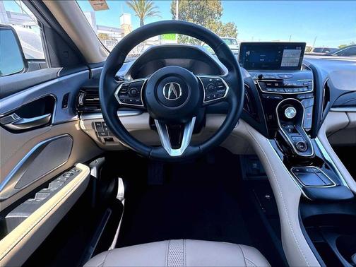 Platinum White Pearl 2023 Acura RDX Technology Package