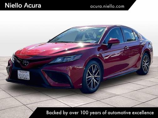 Supersonic Red 2023 Toyota Camry SE