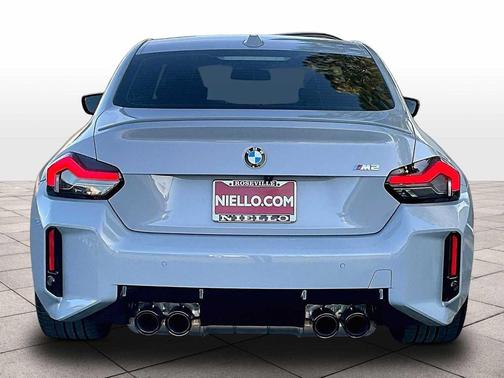 Brooklyn Grey Metallic 2023 BMW M2