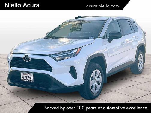 2024 Toyota RAV4 LE