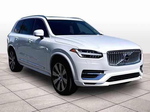 Crystal White Metallic 2024 Volvo XC90 Recharge Plug-In Hybrid T8 Plus Bright Theme 7-Seater