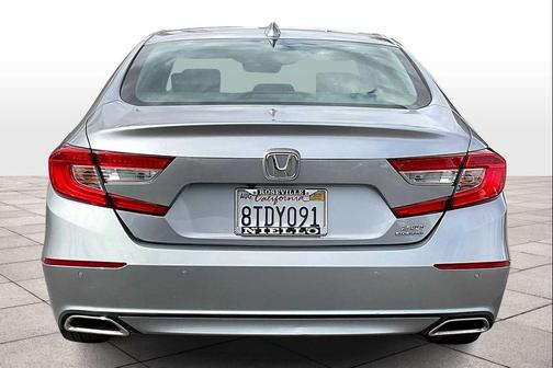 2020 Honda Accord Touring 2.0T