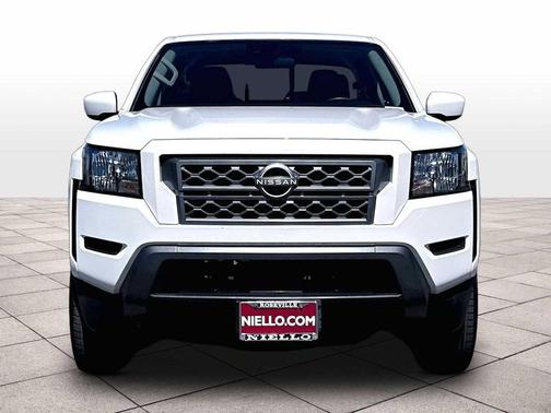 Glacier White 2022 Nissan Frontier SV