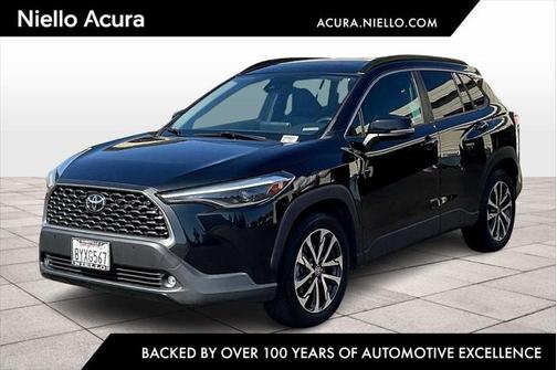 2022 Toyota Corolla Cross XLE
