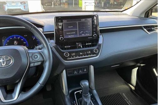 2022 Toyota Corolla Cross XLE