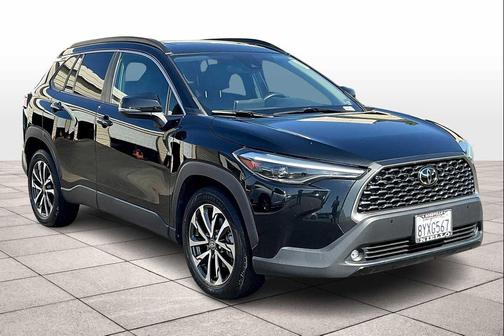 2022 Toyota Corolla Cross XLE