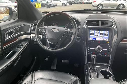 2019 Ford Explorer Platinum