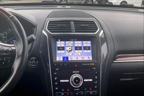 2019 Ford Explorer Platinum