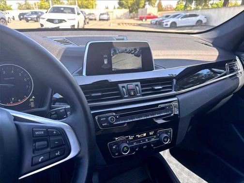 Mineral Gray Metallic 2018 BMW X1 sDrive28i