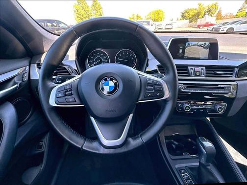 Mineral Gray Metallic 2018 BMW X1 sDrive28i