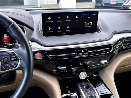 Platinum White Pearl 2024 Acura MDX Standard