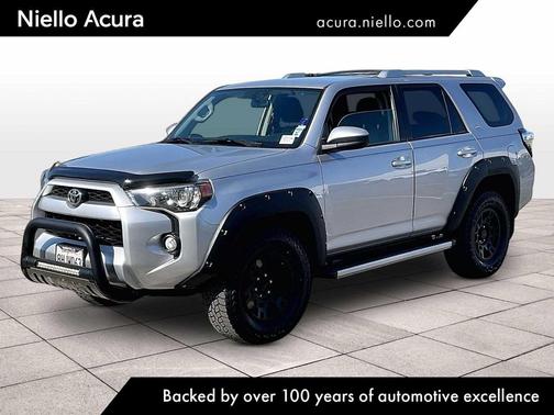 Classic Silver Metallic 2016 Toyota 4Runner SR5