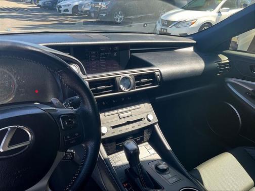 Silver Lining Metallic 2017 Lexus RC 350 Base