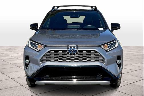 2021 Toyota RAV4 Hybrid SE