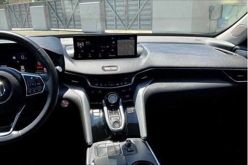 2025 Acura TLX Technology
