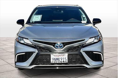 2024 Toyota Camry Hybrid SE