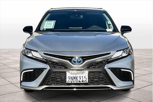 2024 Toyota Camry Hybrid SE