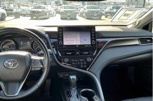 2024 Toyota Camry Hybrid SE