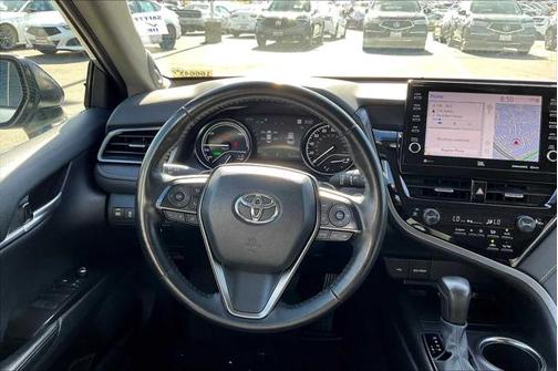 2024 Toyota Camry Hybrid SE