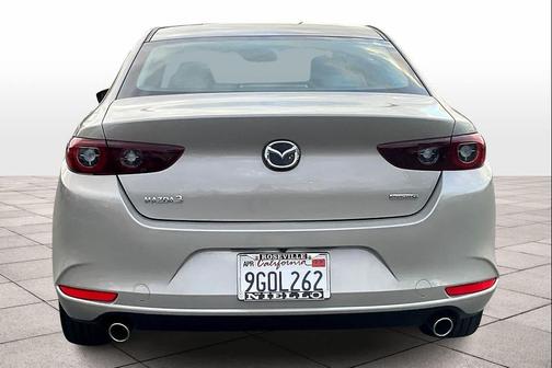 2023 Mazda Mazda3 FWD w/Preferred Package