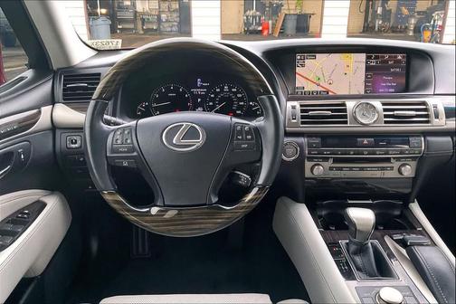 2015 Lexus LS 460 Base