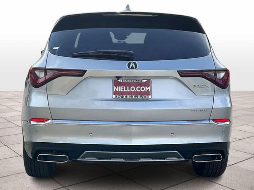 Solar Silver Metallic 2026 Acura MDX Technology Package