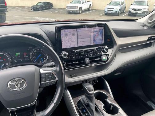 2021 Toyota Highlander Hybrid Limited