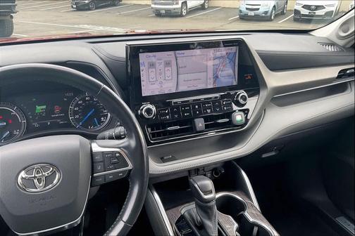 2021 Toyota Highlander Hybrid Limited